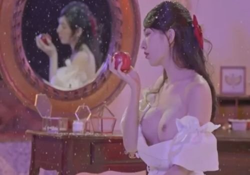 Branca de neve quer foder todos os 7 anões